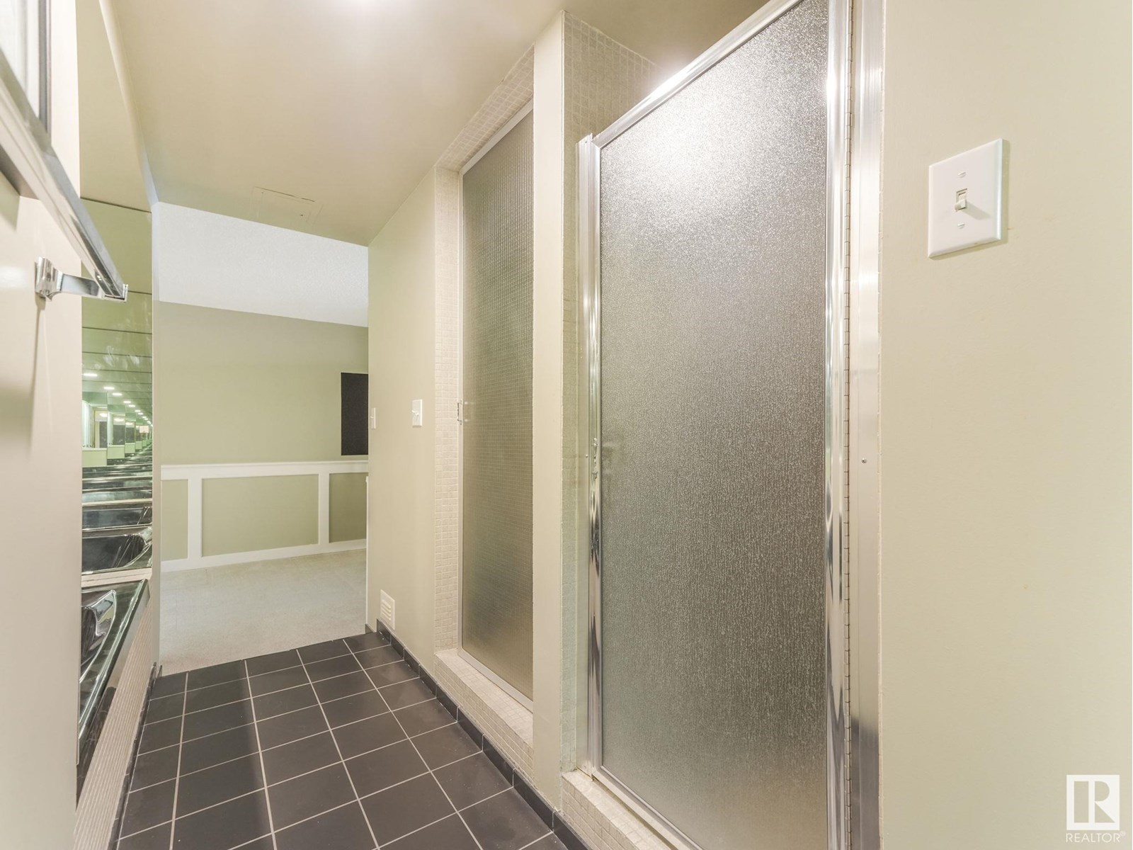 Photo 38 of 1902 9929 Saskatchewan Dr Nw, Edmonton AB