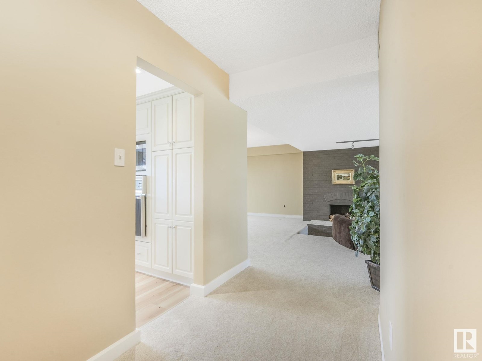 Photo 21 of 1902 9929 Saskatchewan Dr Nw, Edmonton AB