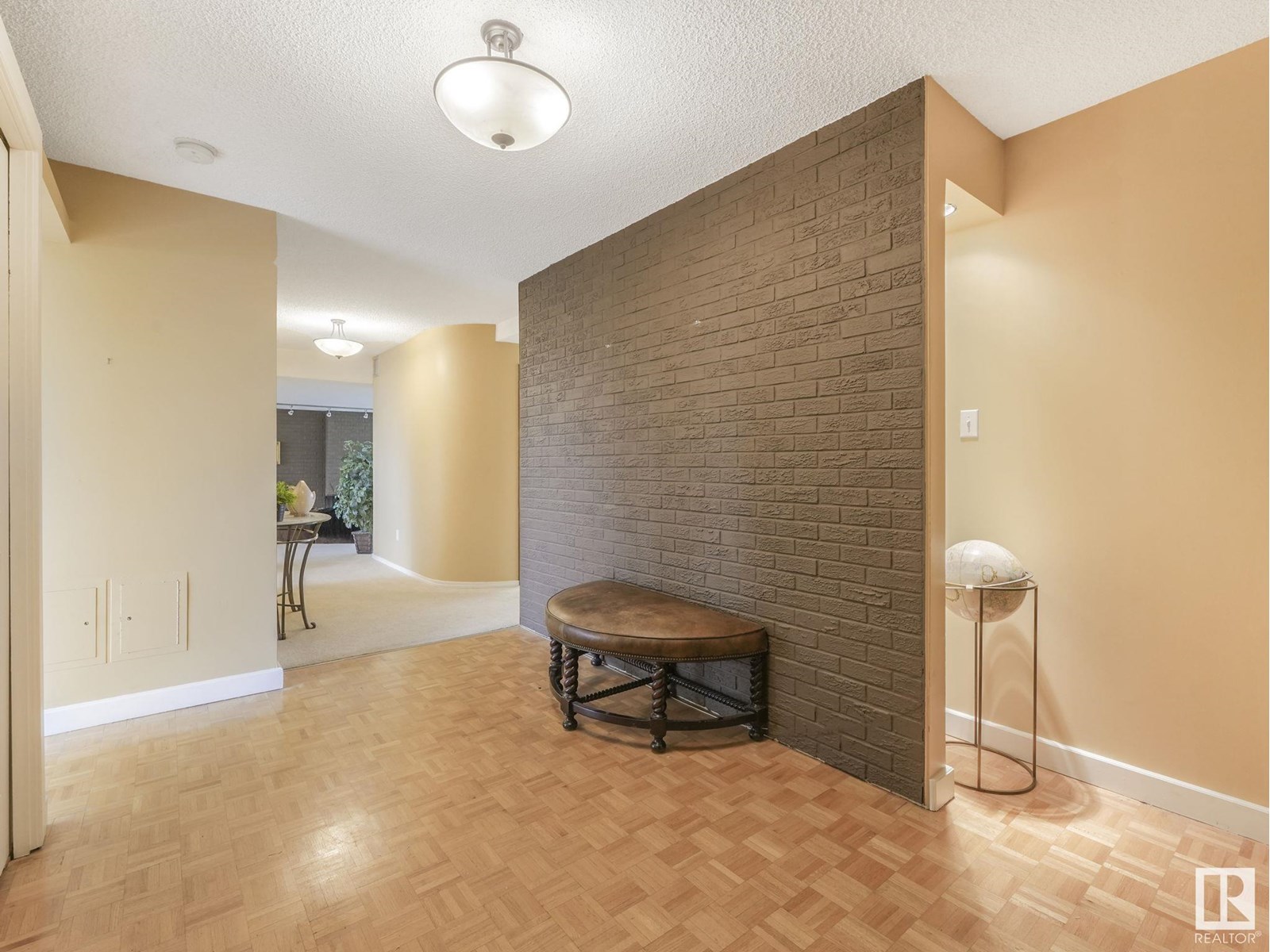 Photo 7 of 1902 9929 Saskatchewan Dr Nw, Edmonton AB