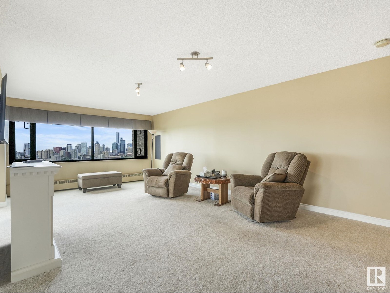 Photo 17 of 1902 9929 Saskatchewan Dr Nw, Edmonton AB