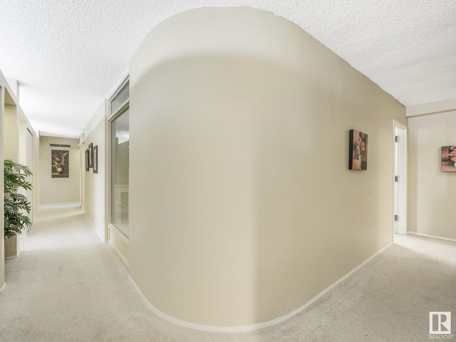 Photo 40 of 1902 9929 Saskatchewan Dr Nw, Edmonton AB