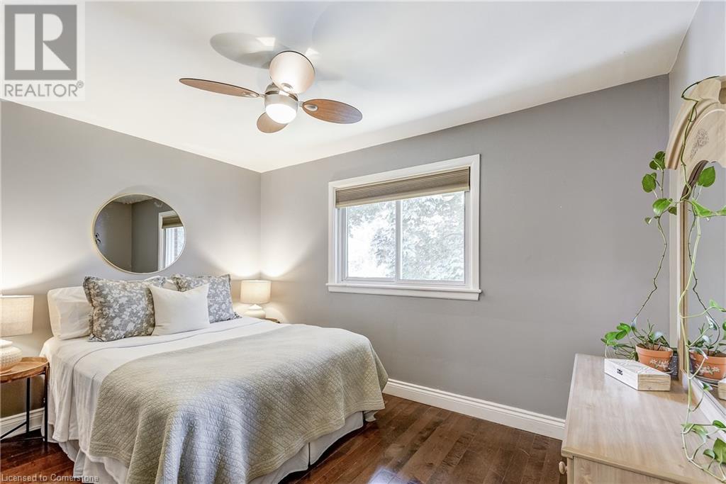 Photo 22 of 1216 De Quincy Crescent, Burlington ON