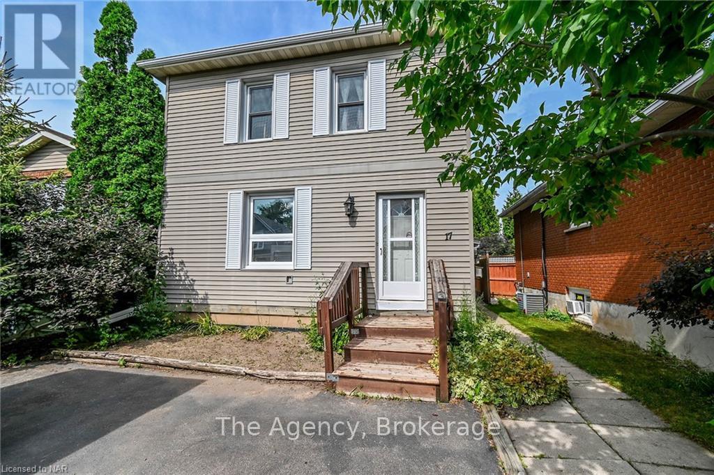 Photo 35 of 17 Wilton Avenue, Welland ON
