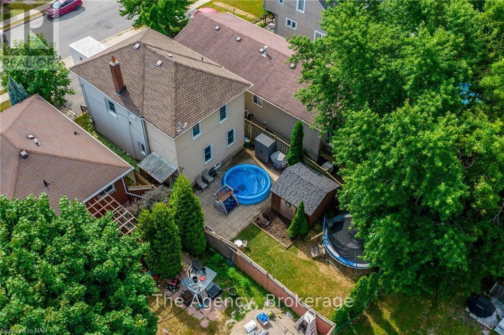 Photo 32 of 17 Wilton Avenue, Welland ON