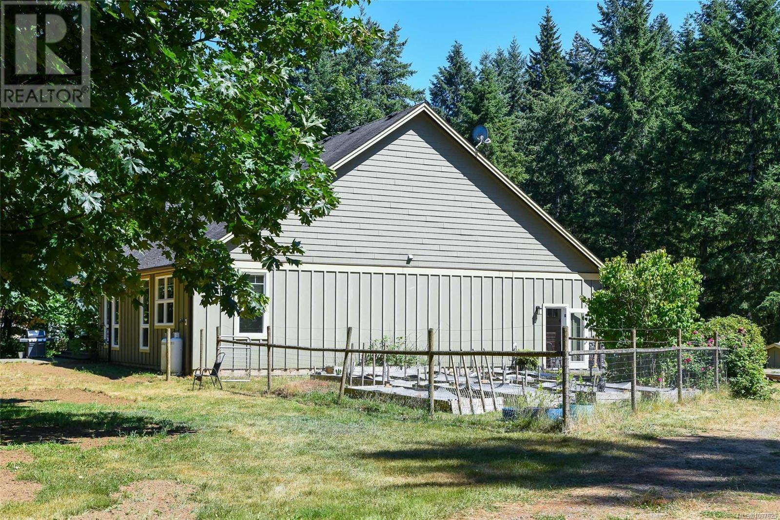 Photo 93 of 3476 3470 Heather Rd, Black Creek BC