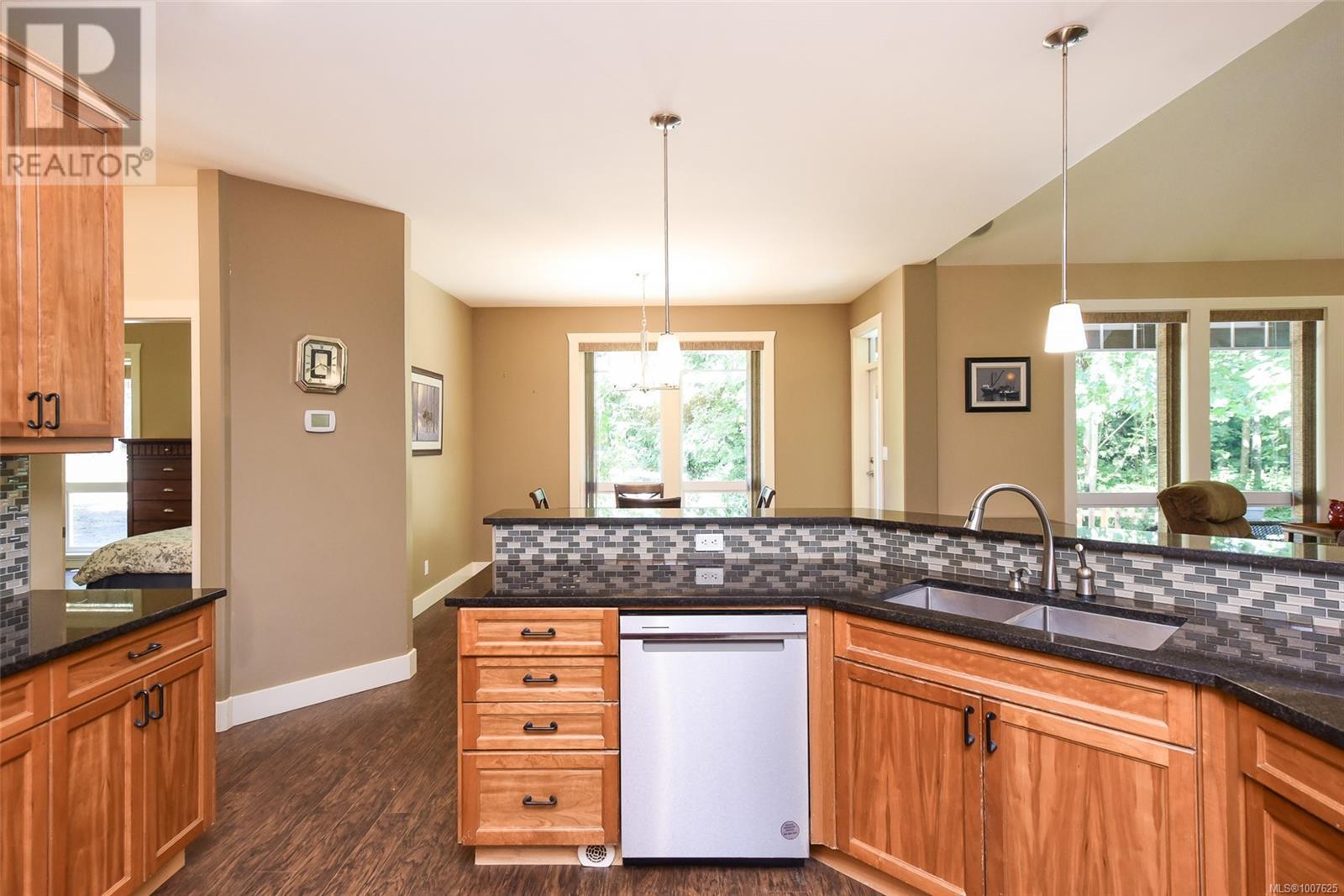 Photo 32 of 3476 3470 Heather Rd, Black Creek BC
