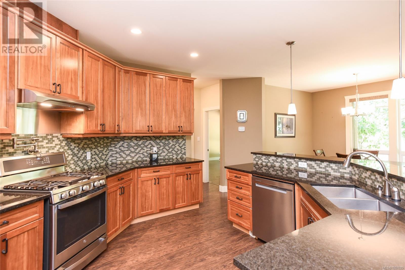 Photo 22 of 3476 3470 Heather Rd, Black Creek BC