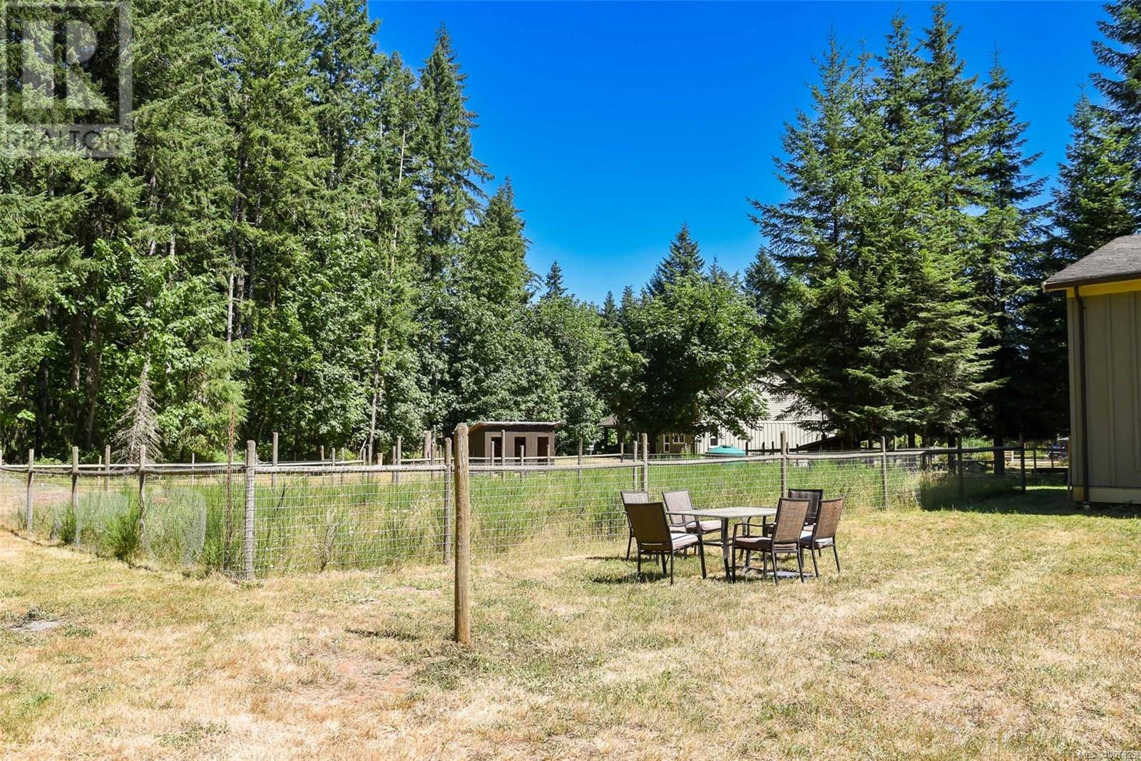 Photo 12 of 3476 3470 Heather Rd, Black Creek BC