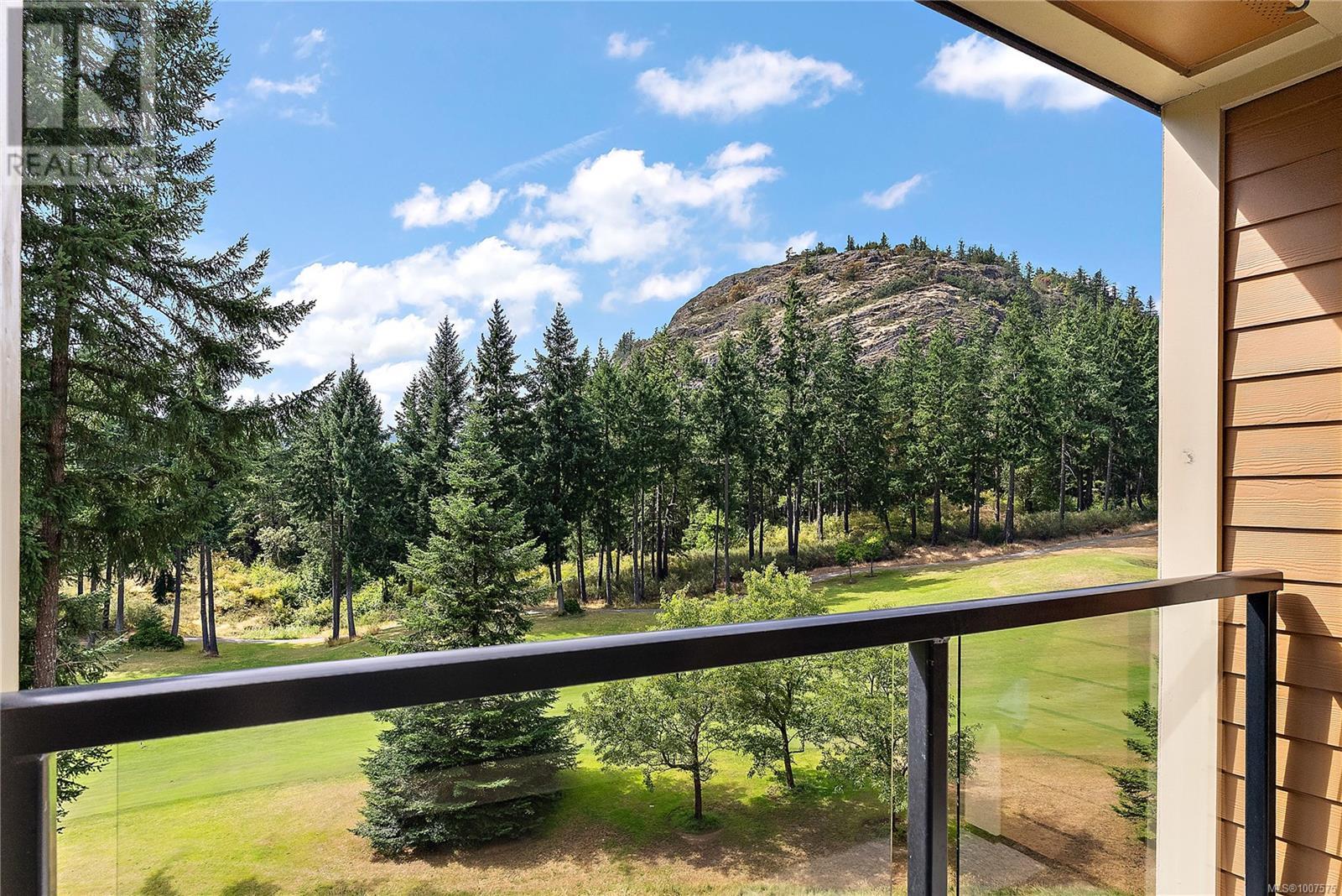 Photo 4 of 419 1400 Lynburne Pl, Langford BC