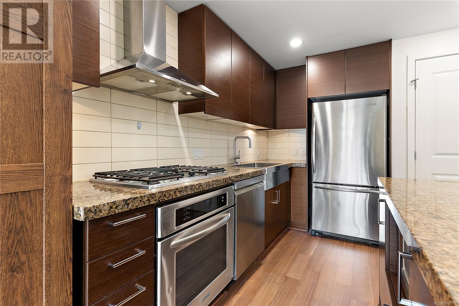 Photo 9 of 419 1400 Lynburne Pl, Langford BC