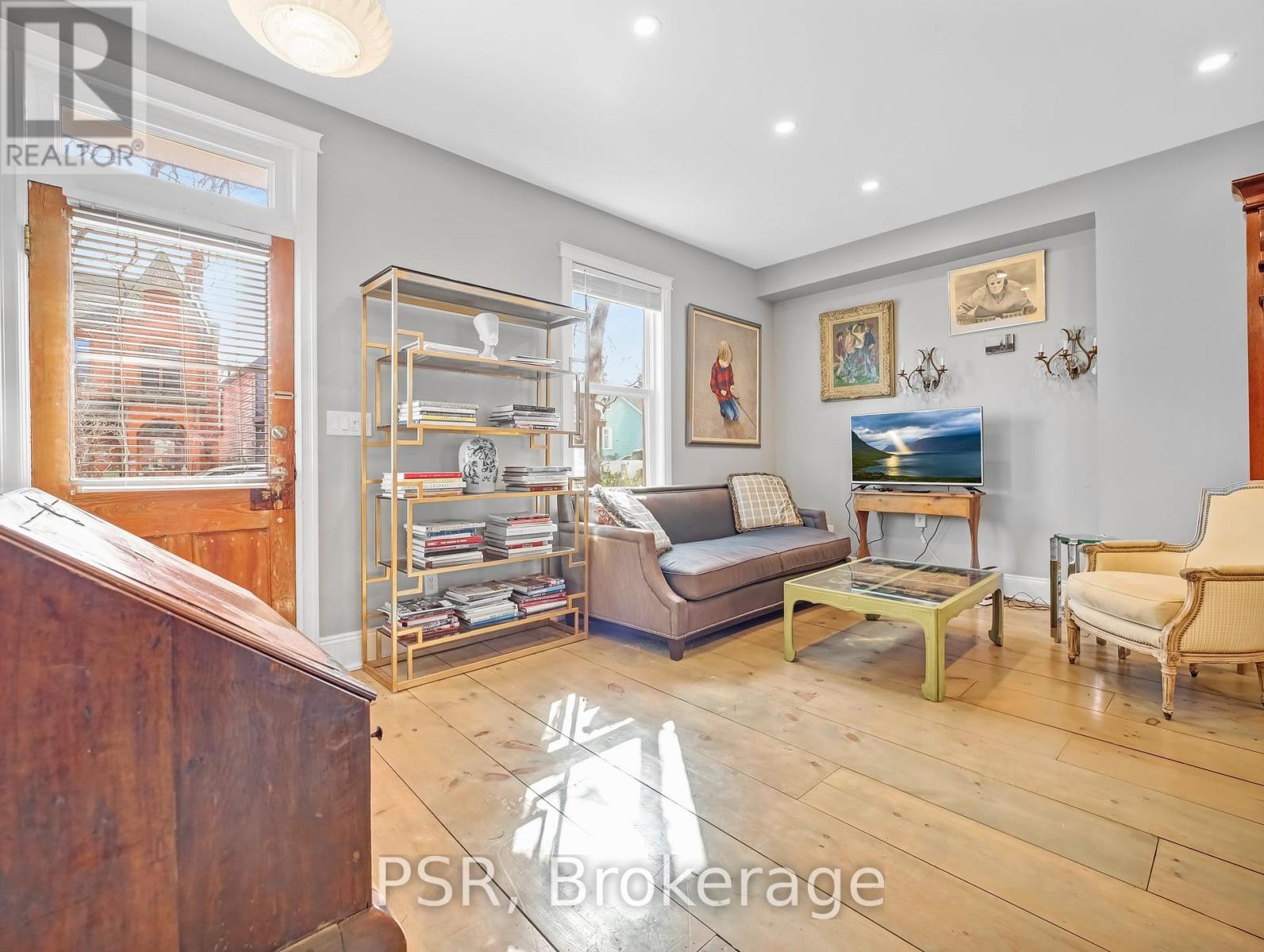 Photo 5 of 80 Ferrie Street W, Hamilton ON