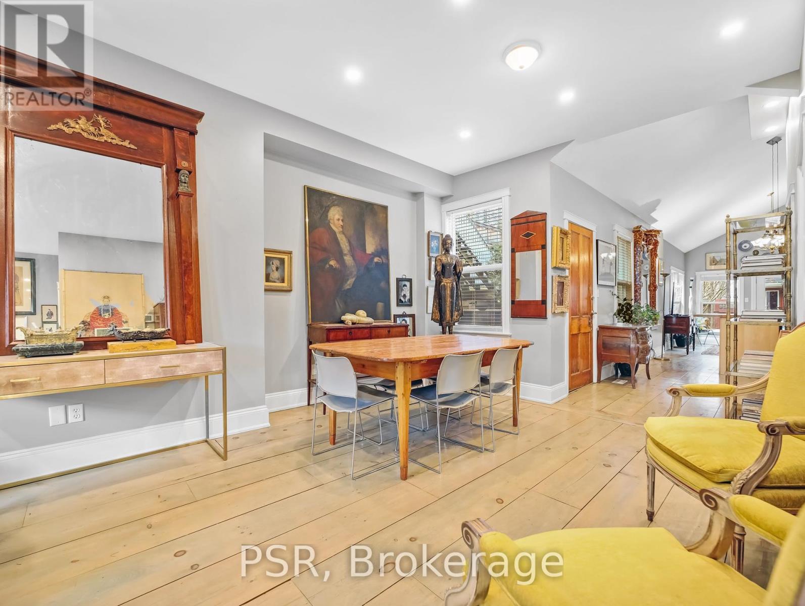 Photo 6 of 80 Ferrie Street W, Hamilton ON
