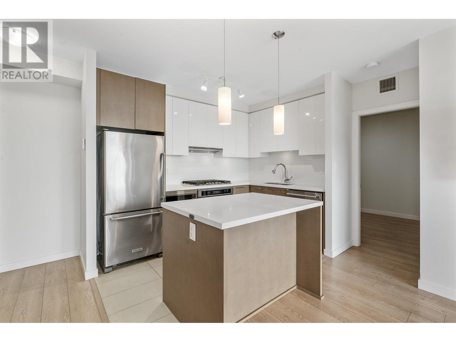 Photo 12 of 3205 3080 Lincoln Avenue, Coquitlam BC