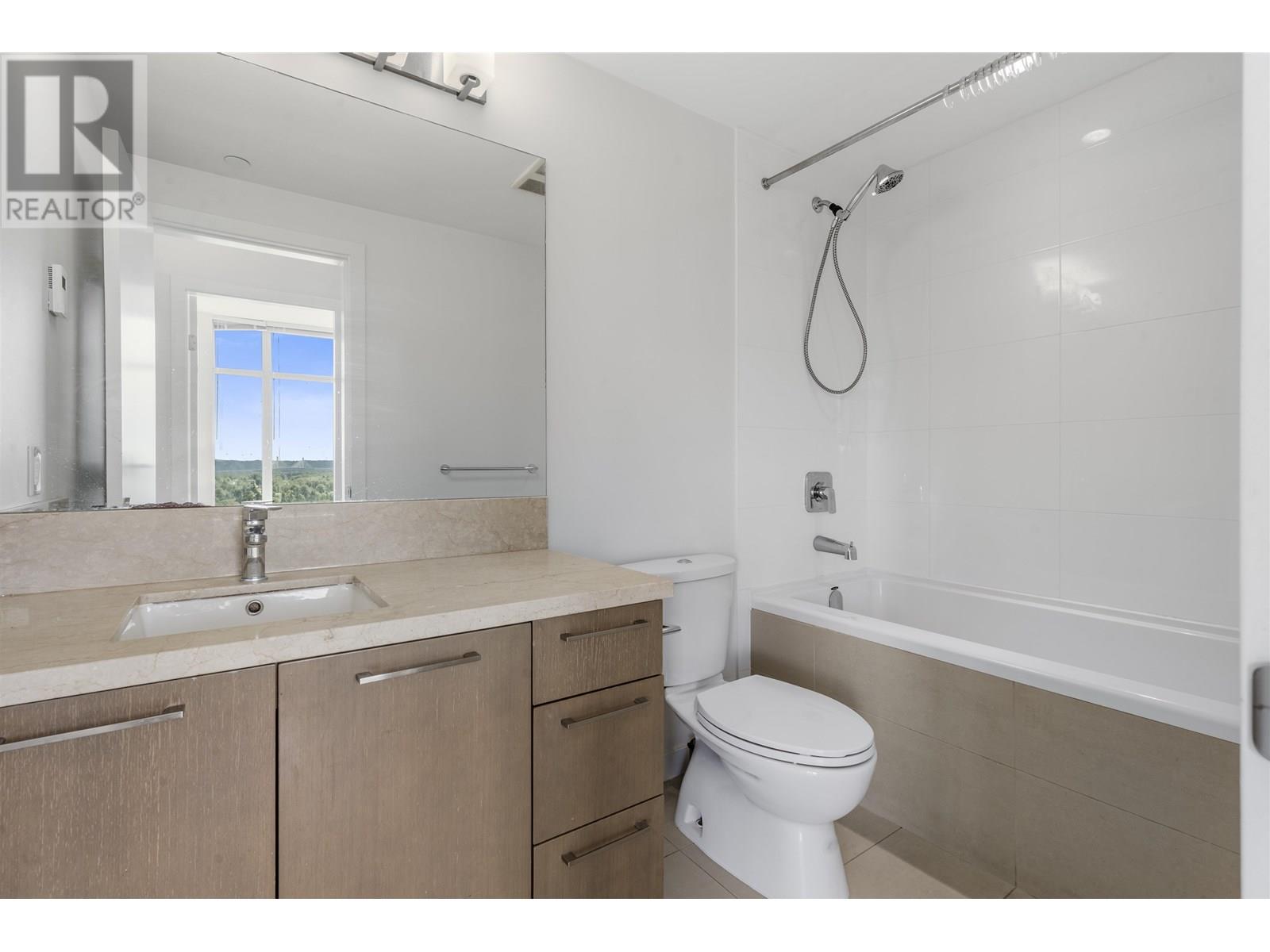 Photo 23 of 3205 3080 Lincoln Avenue, Coquitlam BC