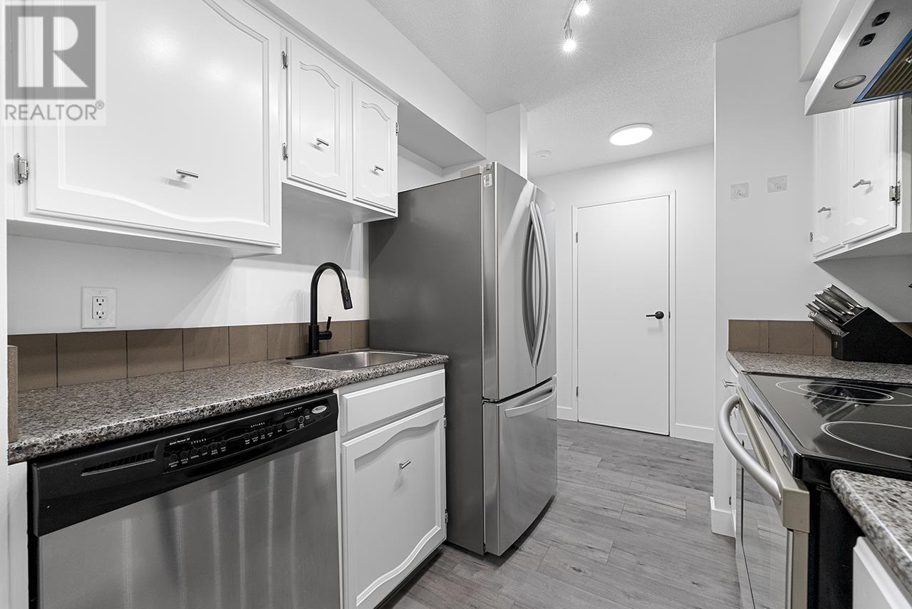 Photo 5 of 301 7871 No 1 Road, Richmond BC
