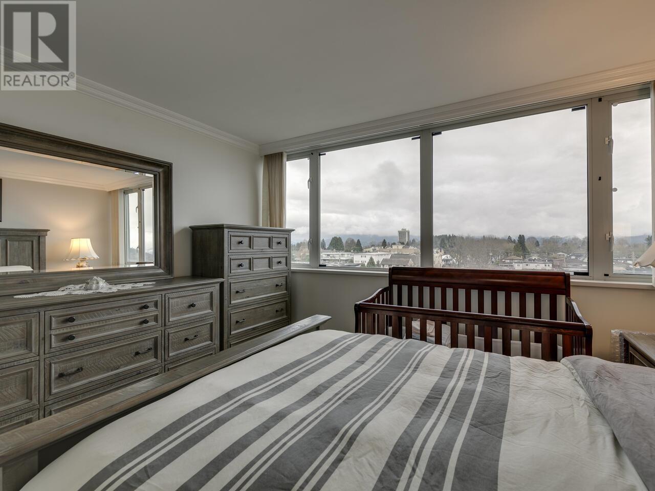 Photo 13 of 902 3920 Hastings Street, Burnaby BC