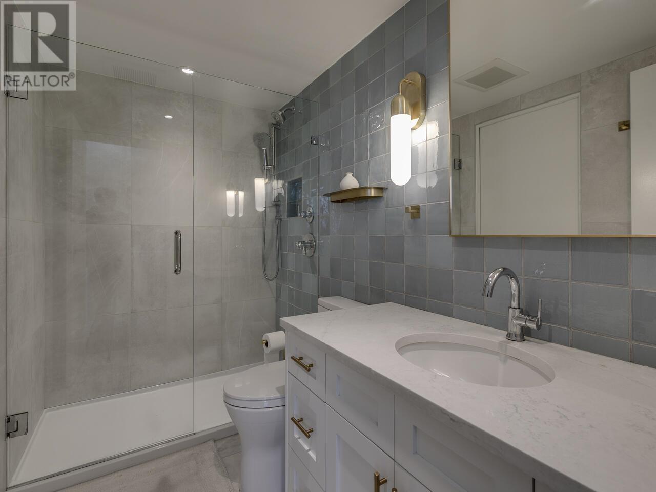 Photo 16 of 902 3920 Hastings Street, Burnaby BC