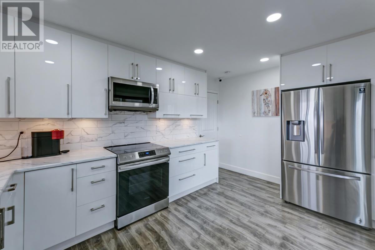 Photo 20 of 11390 Harrison Street, Maple Ridge BC
