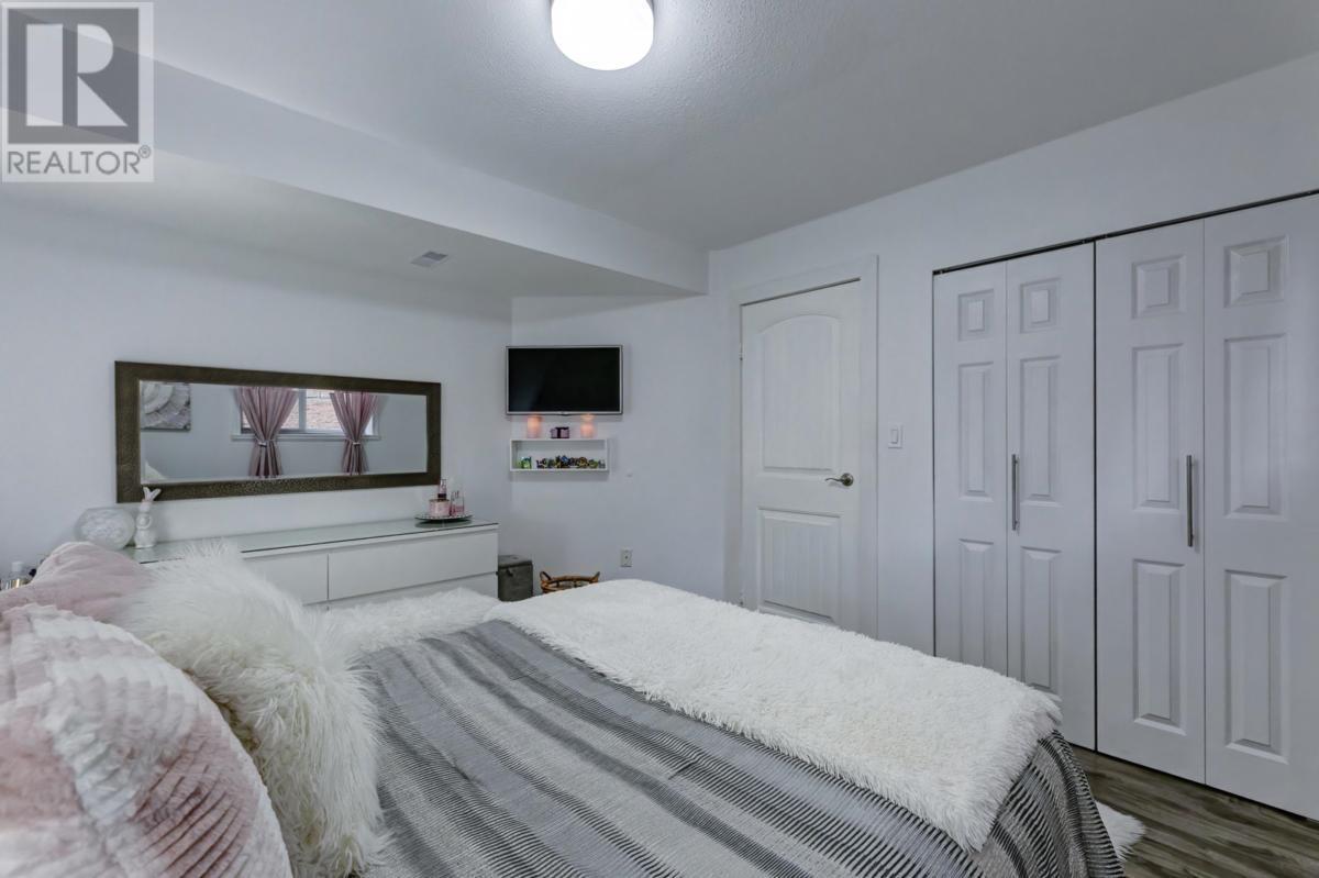 Photo 12 of 11390 Harrison Street, Maple Ridge BC