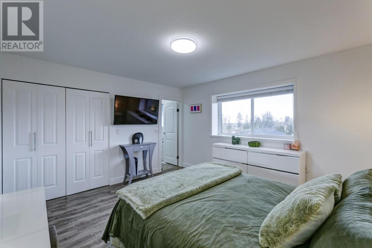 Photo 25 of 11390 Harrison Street, Maple Ridge BC
