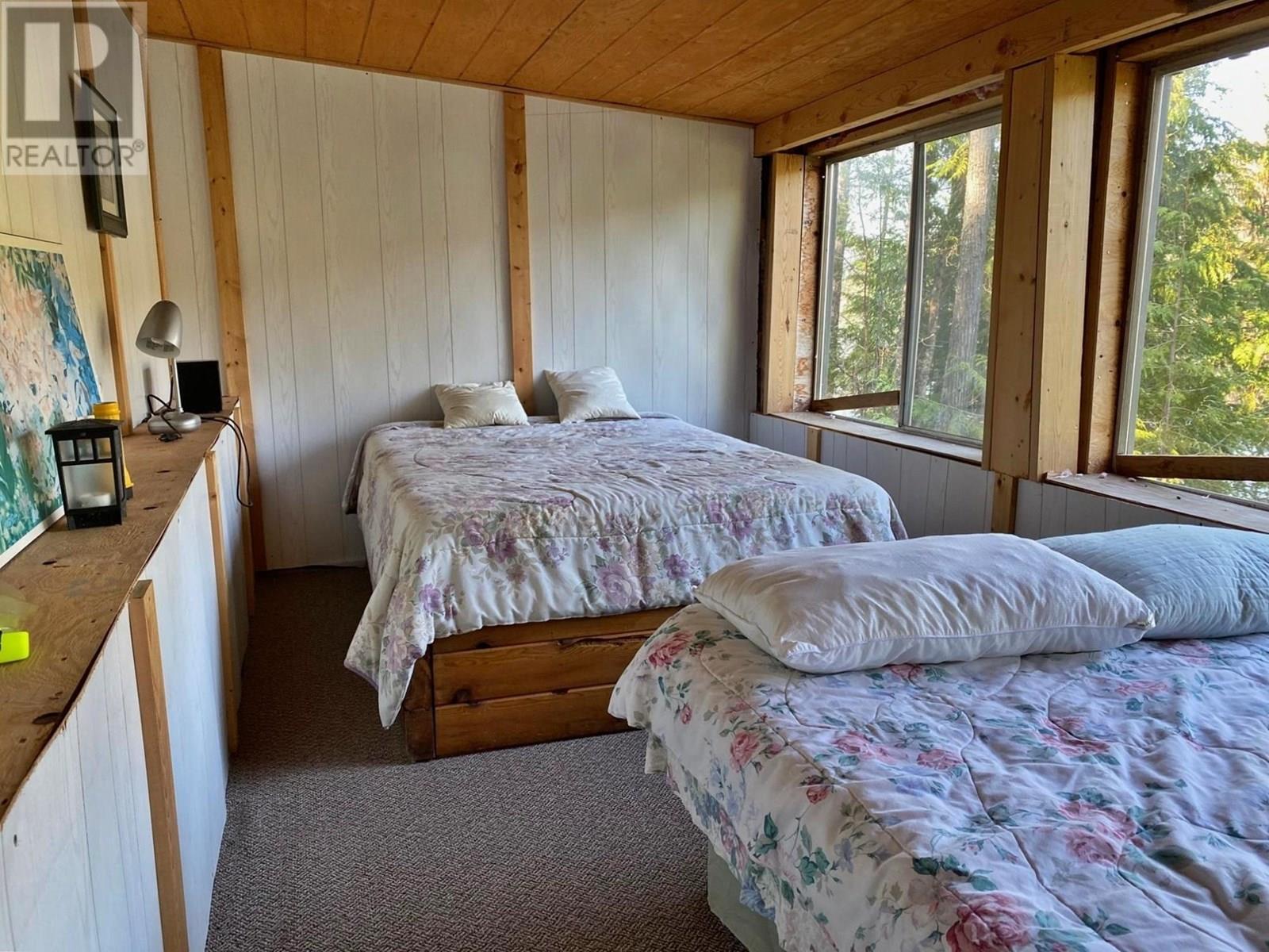 5241 EAST BARRIERE  FSR Road, Barriere