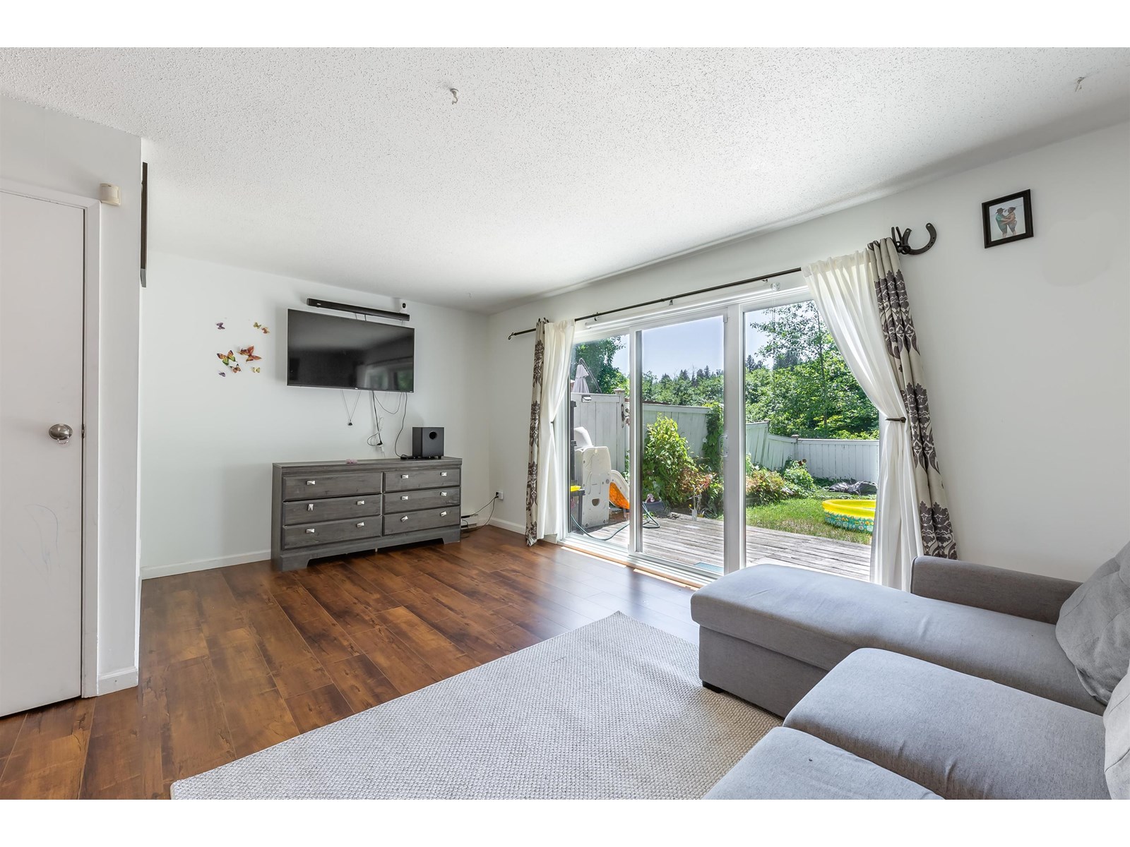 Photo 4 of 5123 203 Street, Langley BC