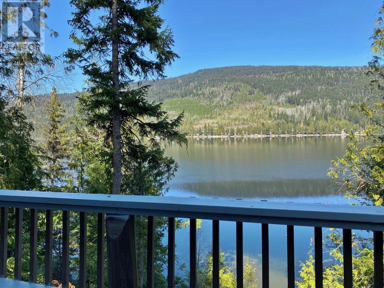 5241 EAST BARRIERE  FSR Road, Barriere