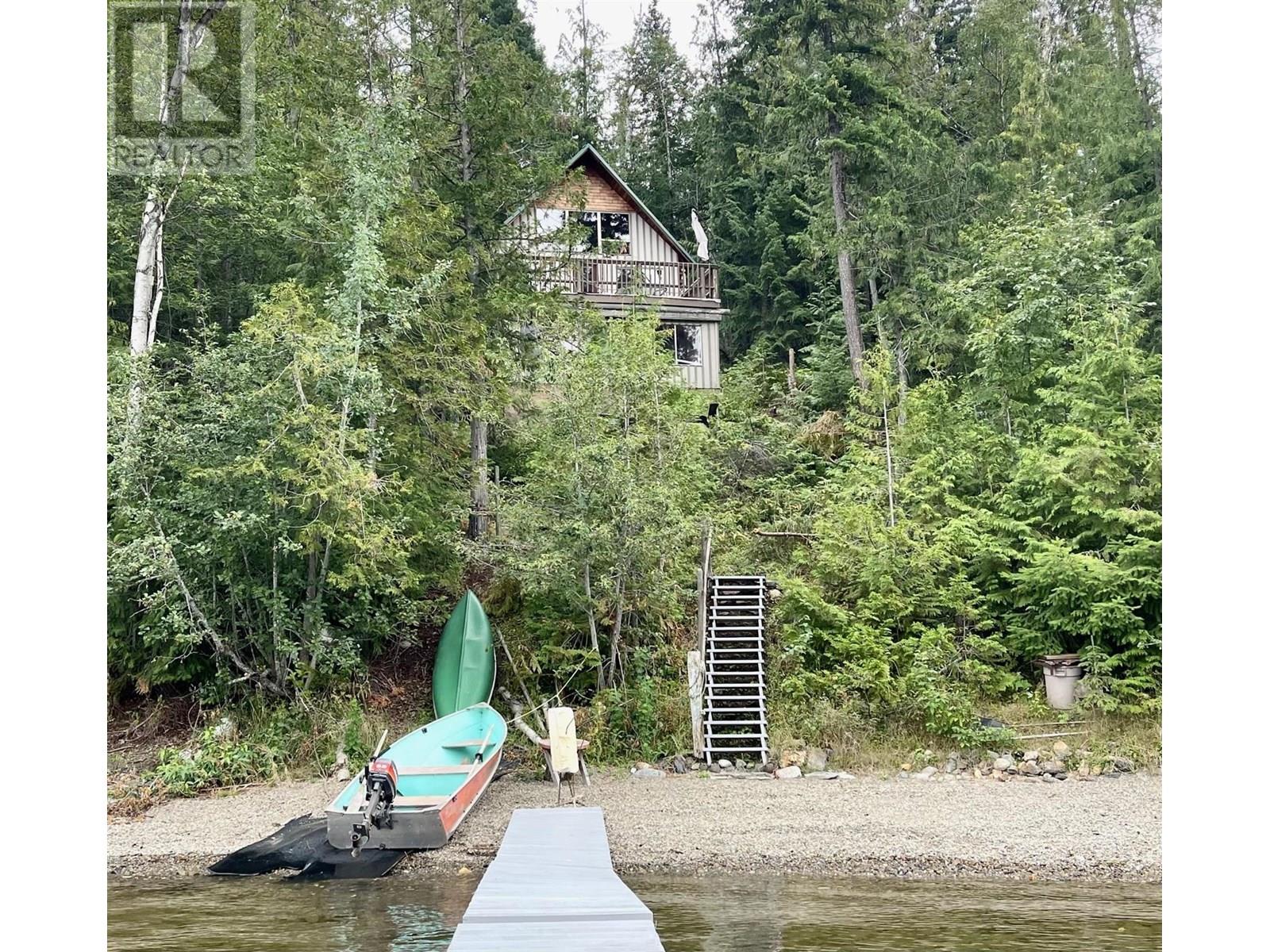 5241 EAST BARRIERE  FSR Road, Barriere