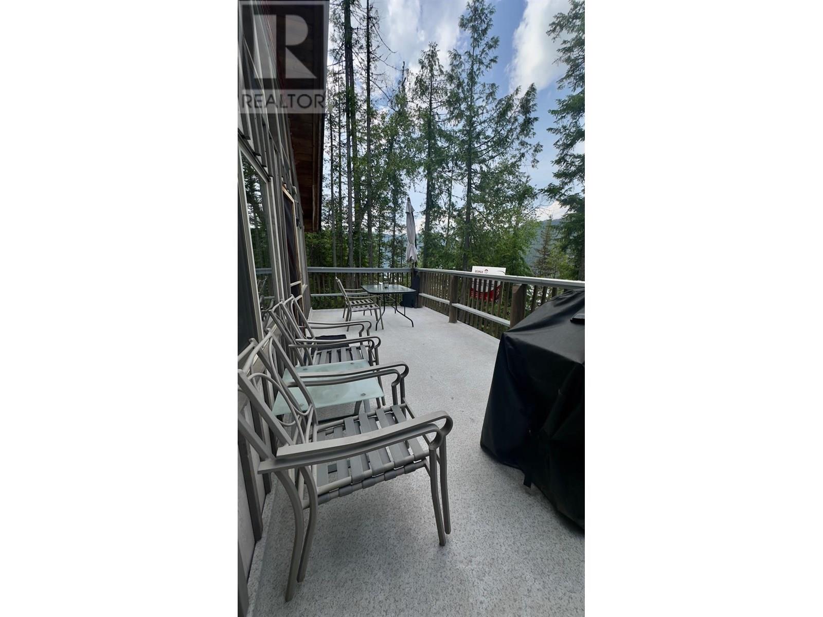 5241 EAST BARRIERE  FSR Road, Barriere