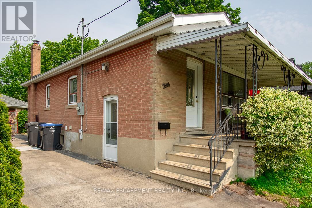 Photo 1 of Lower 206 Queen Street W, Mississauga ON