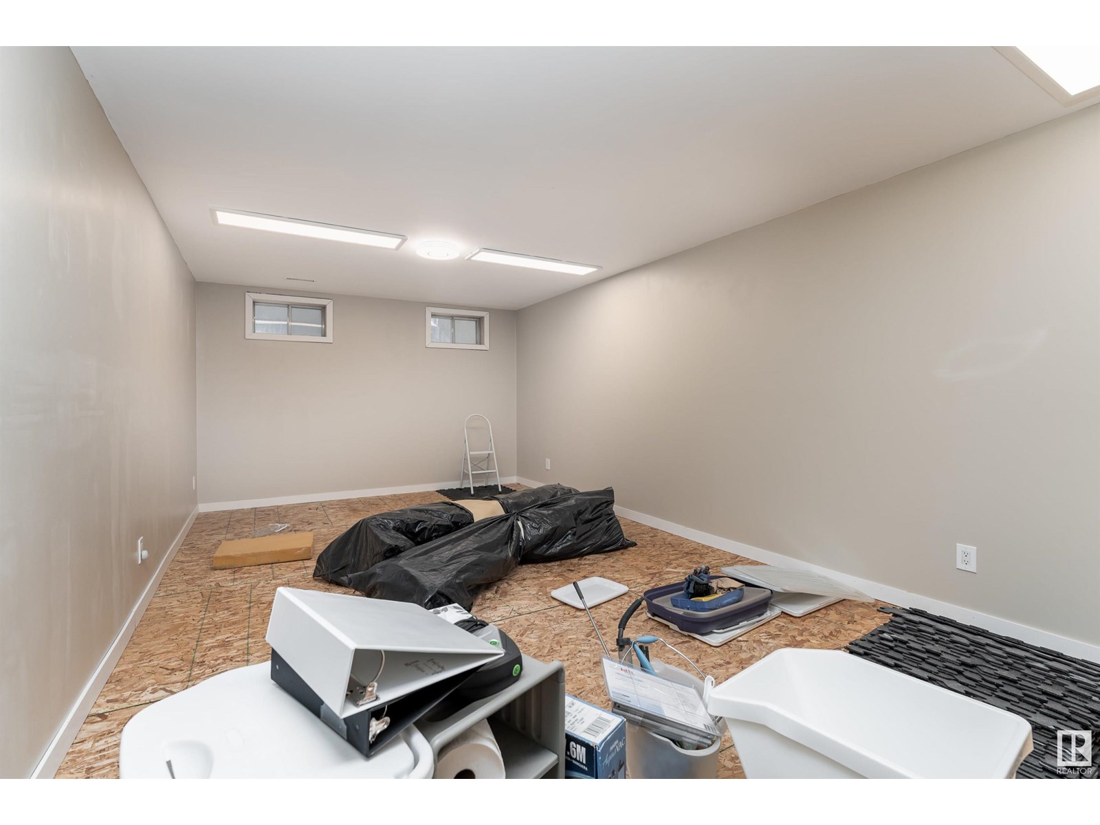 Photo 20 of 9712 209 St Nw, Edmonton AB