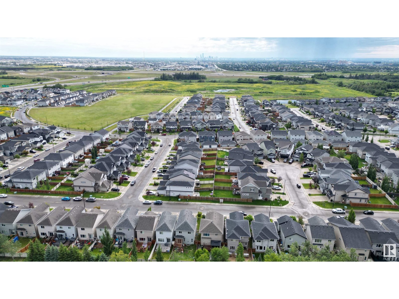 Photo 42 of 9712 209 St Nw, Edmonton AB