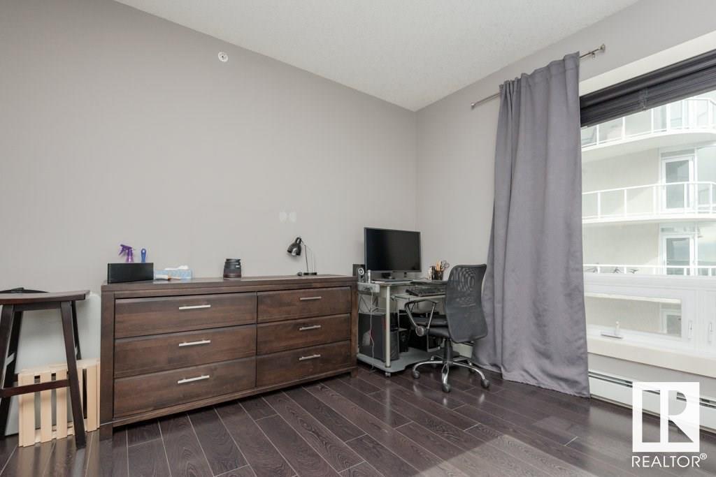 Photo 15 of 2401 10136 104 St Nw, Edmonton AB