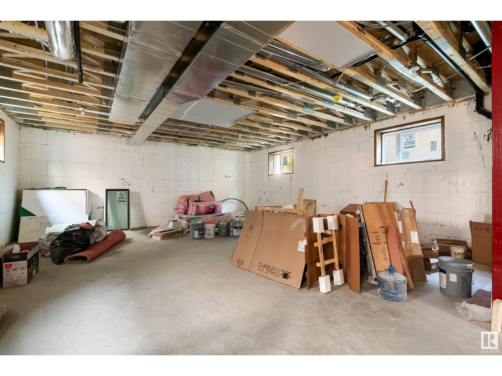 Photo 35 of 9807 90 Av Nw, Edmonton AB