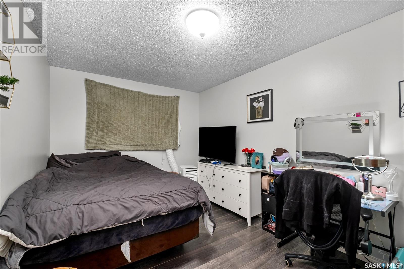 Photo 11 of 1501 Mcintosh Drive, Prince Albert SK