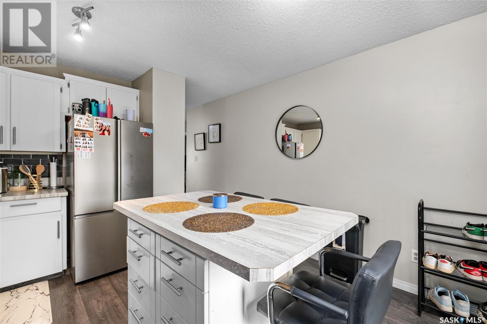 Photo 8 of 1501 Mcintosh Drive, Prince Albert SK