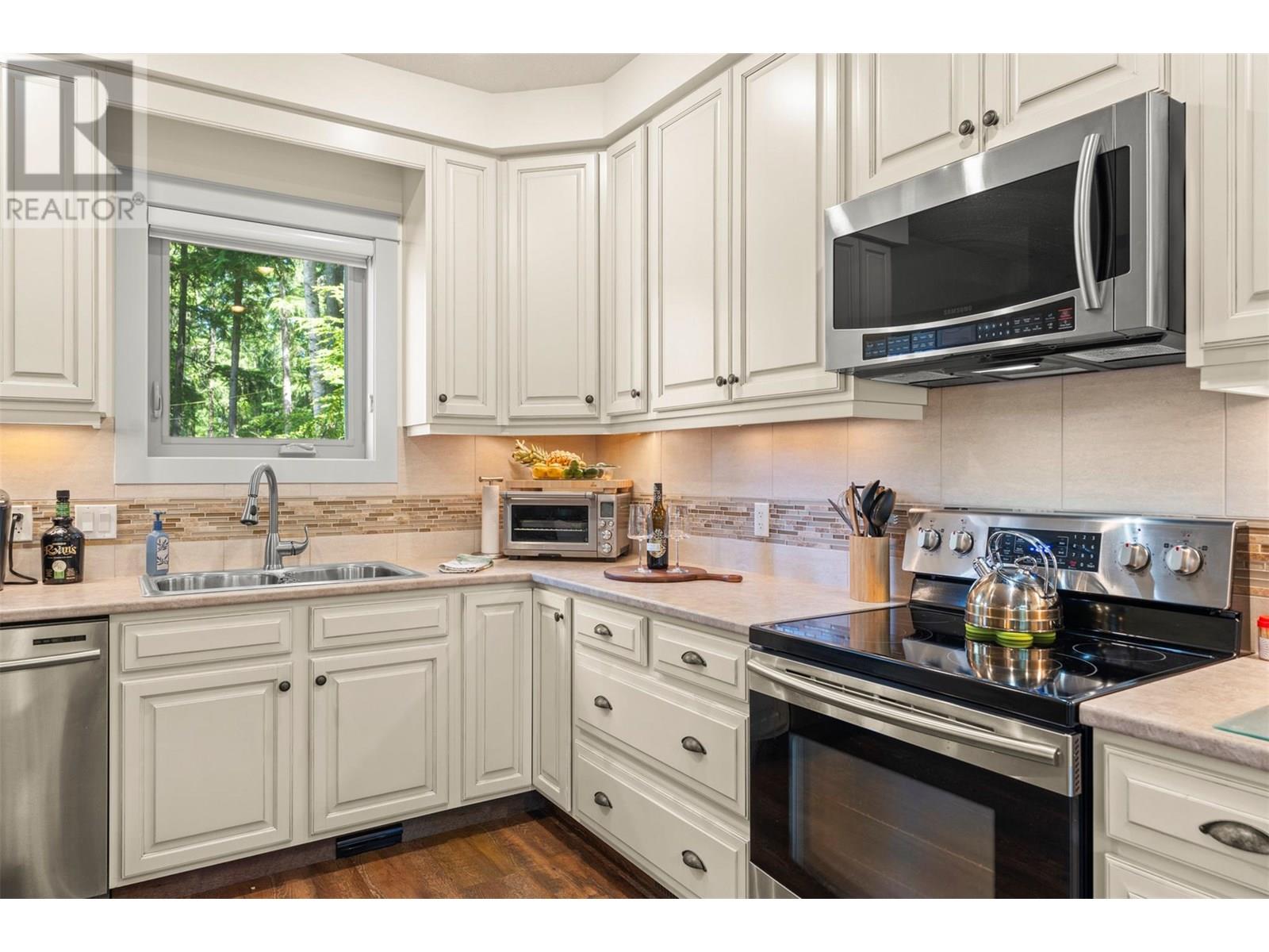30 Lusk Lake Road Unit# 58, Enderby