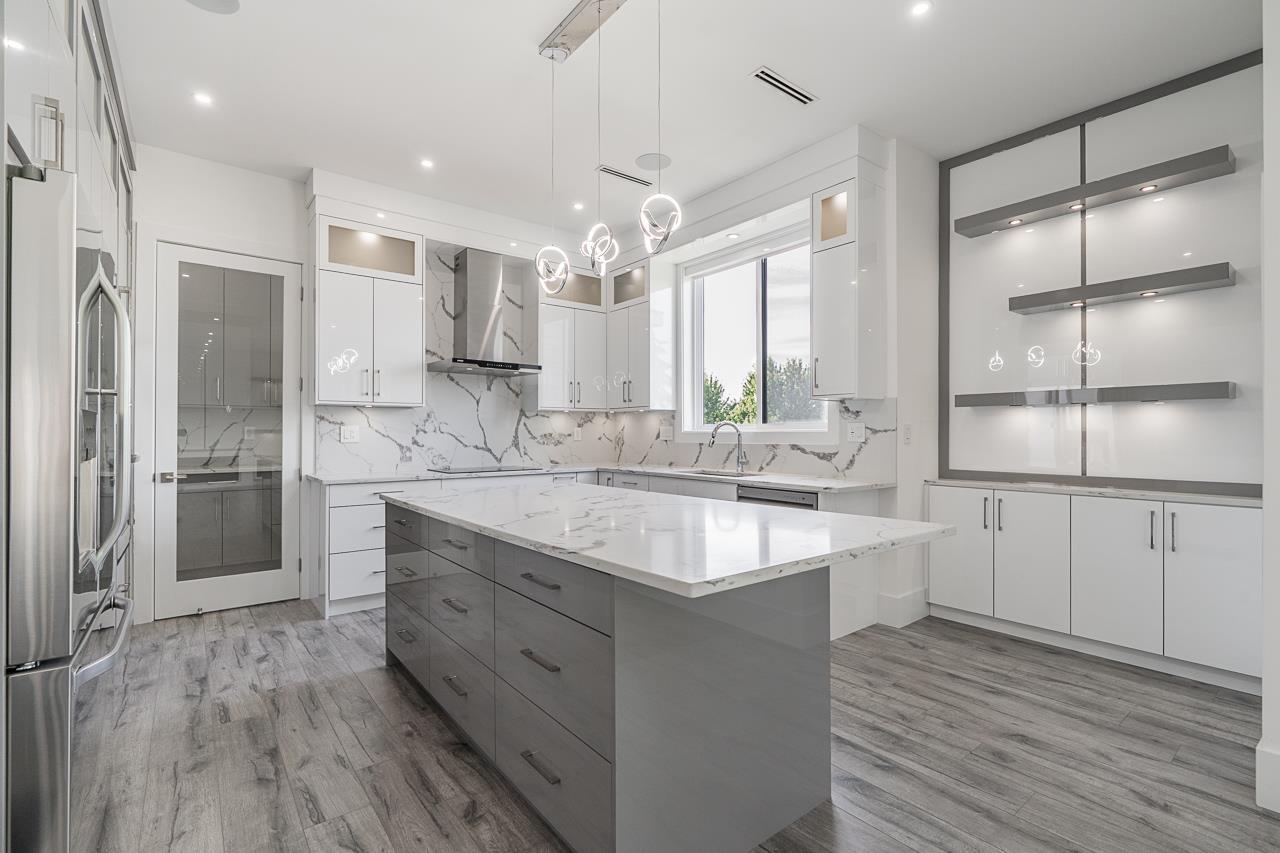 Photo 2 of 15051 63 A Avenue, Surrey BC