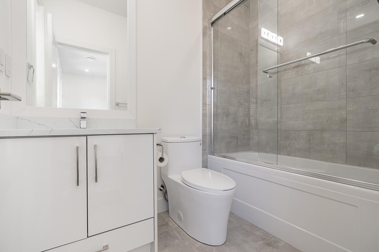 Photo 23 of 15051 63 A Avenue, Surrey BC