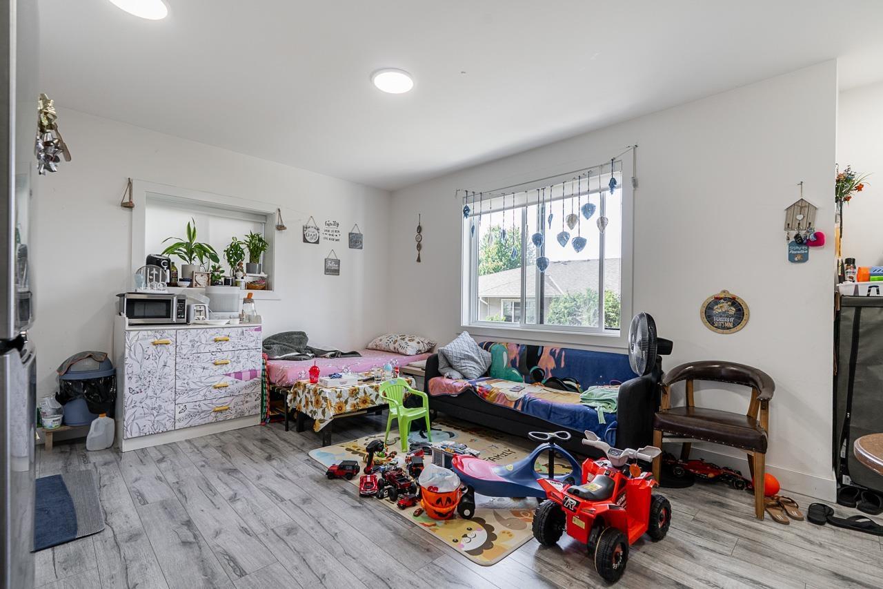 Photo 30 of 15051 63 A Avenue, Surrey BC