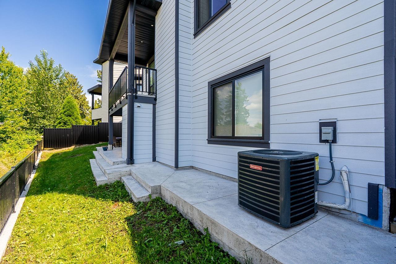 Photo 36 of 15051 63 A Avenue, Surrey BC