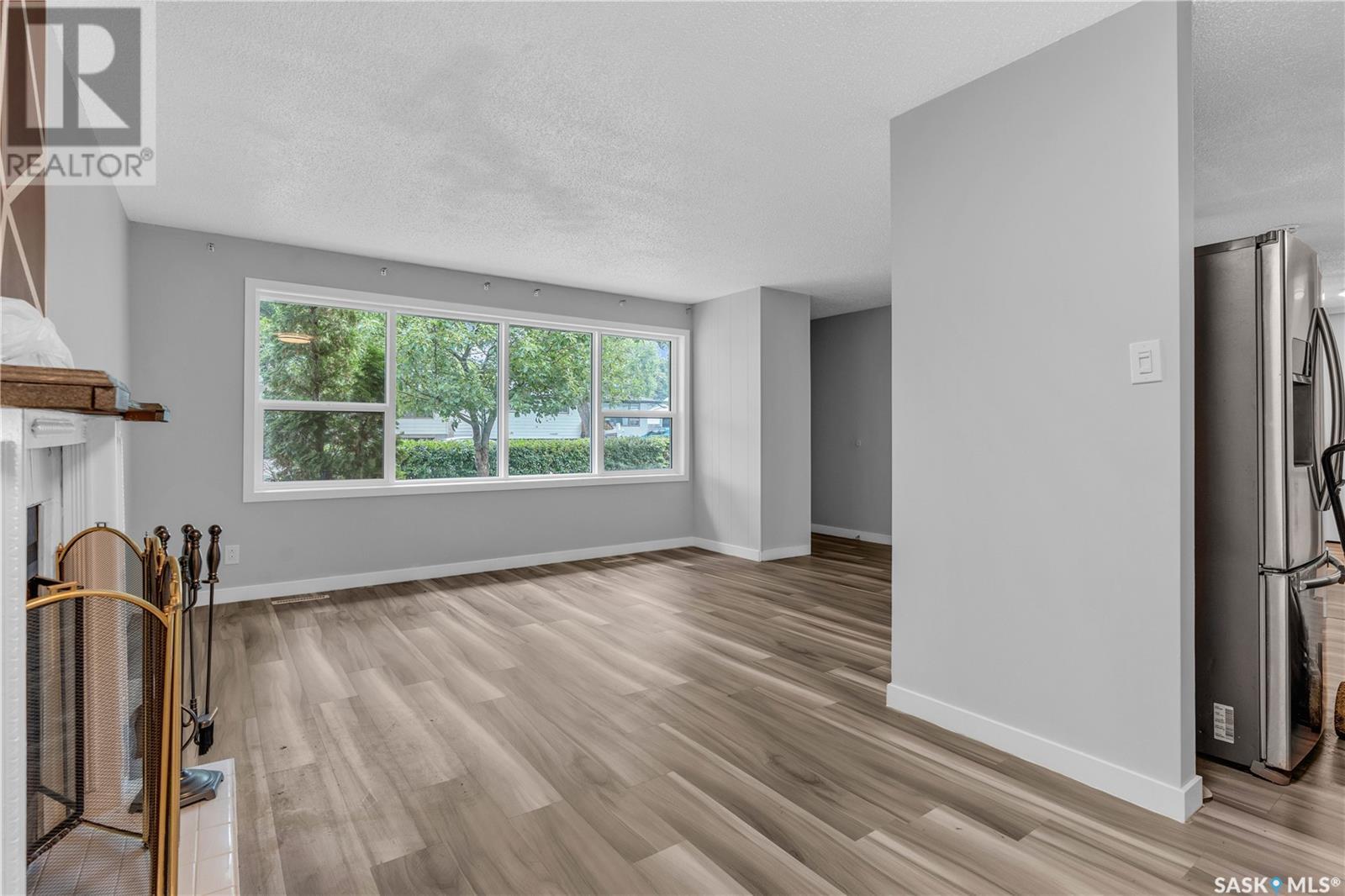 Single Family House Bungalow for Sale in  E AVENUE N Saskatoon 