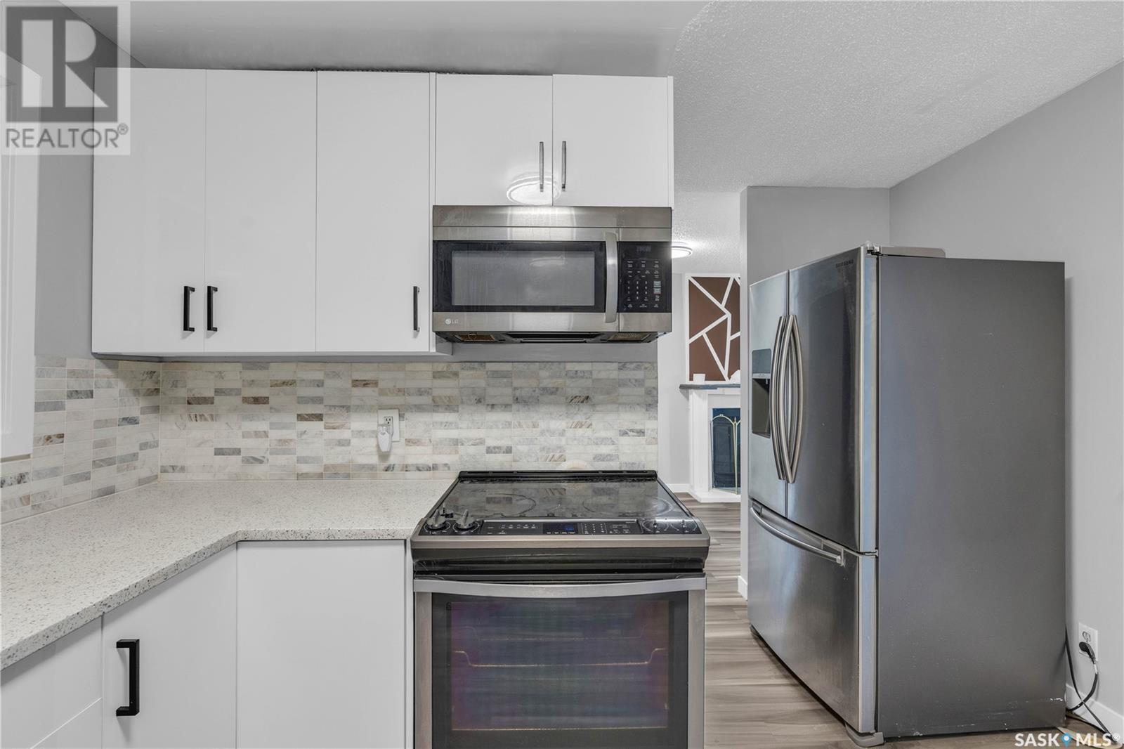 Single Family House Bungalow for Sale in  E AVENUE N Saskatoon 