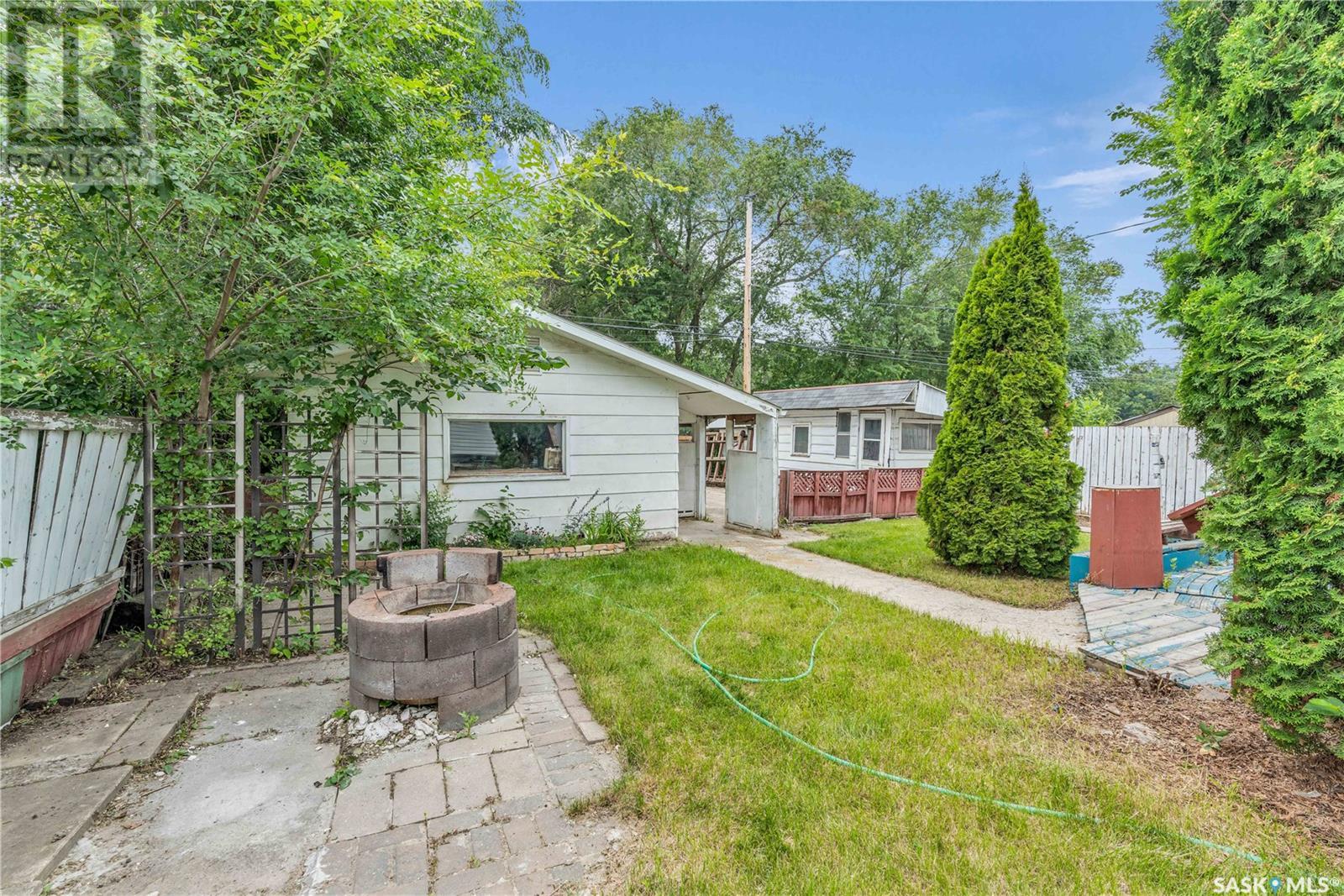Single Family House Bungalow for Sale in  E AVENUE N Saskatoon 