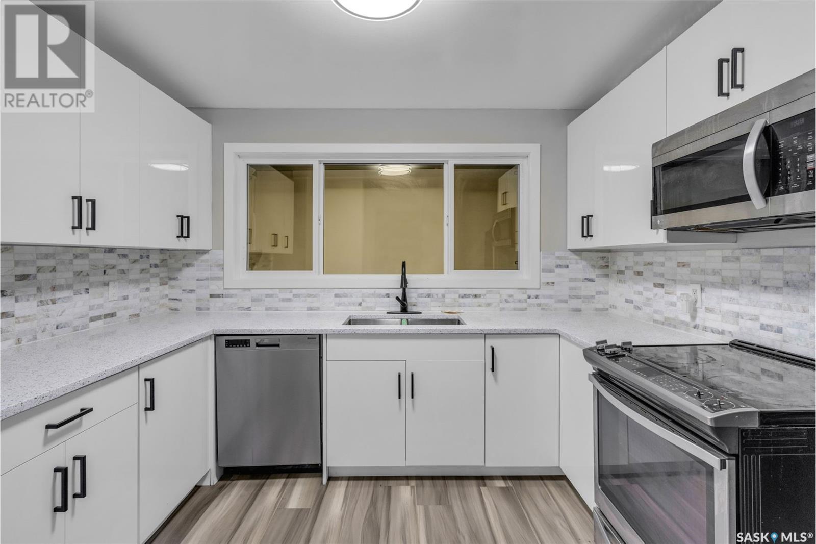 Single Family House Bungalow for Sale in  E AVENUE N Saskatoon 