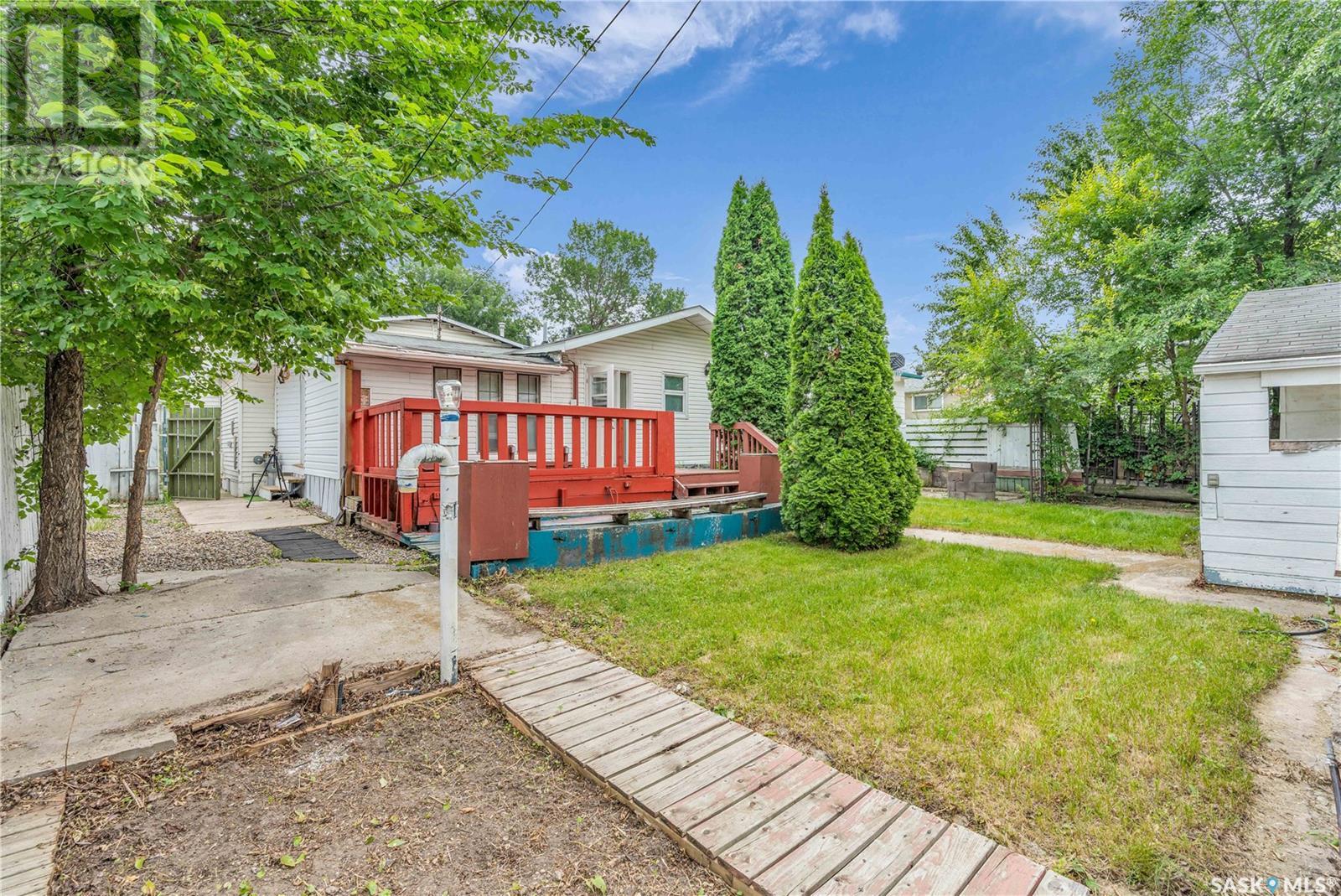Single Family House Bungalow for Sale in  E AVENUE N Saskatoon 