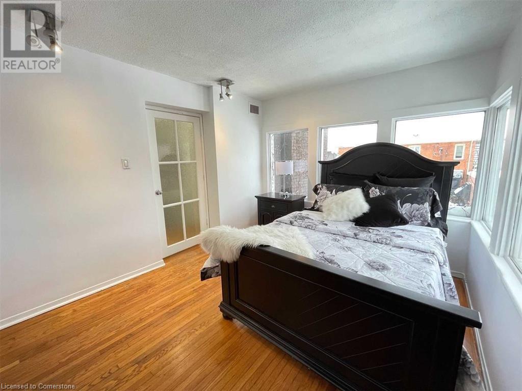 Photo 23 of 229 Locke Street S, Hamilton ON