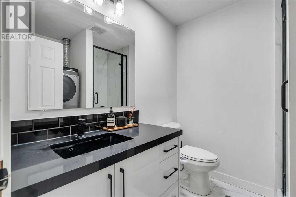Single Family House Bi-level for Sale in  Hunterquay Way NW Huntington Hills Calgary 