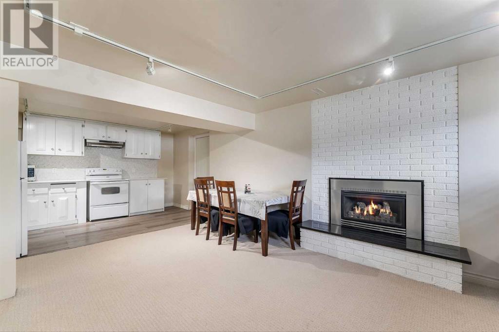 Single Family House Bi-level for Sale in  Hunterquay Way NW Huntington Hills Calgary 