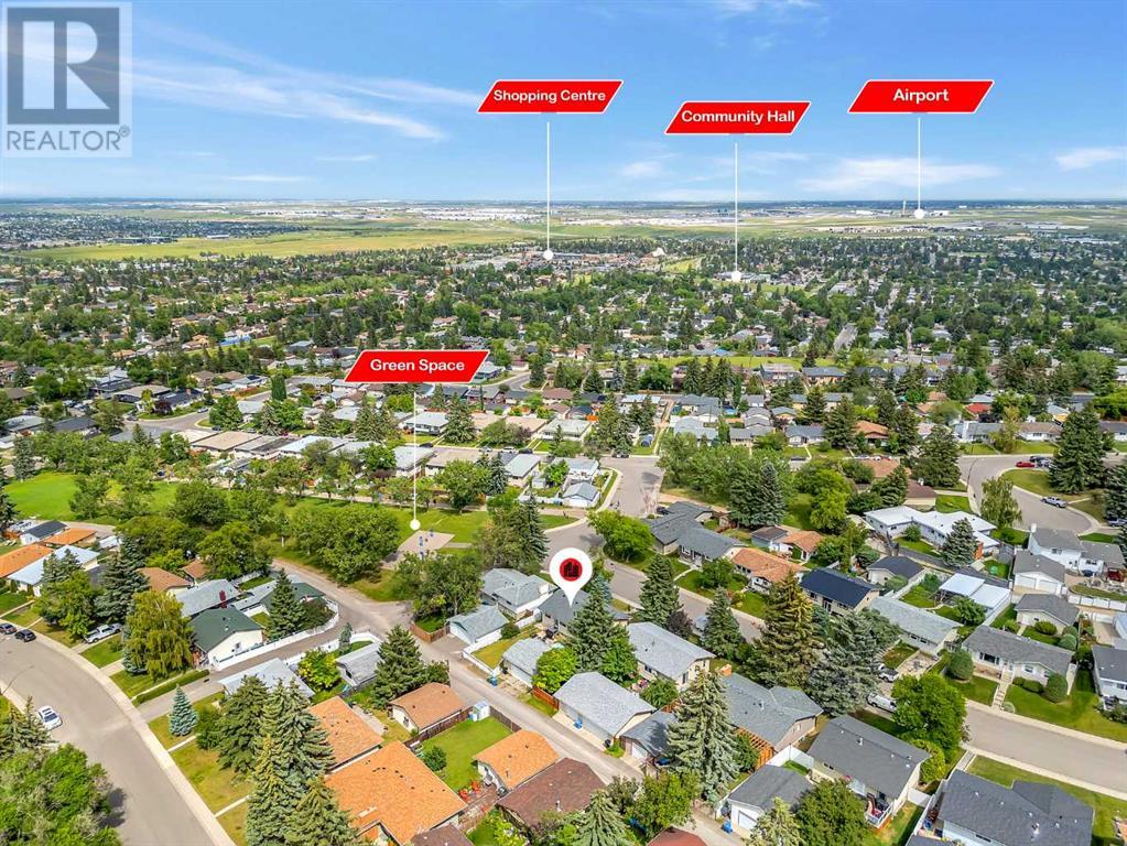 Single Family House Bi-level for Sale in  Hunterquay Way NW Huntington Hills Calgary 